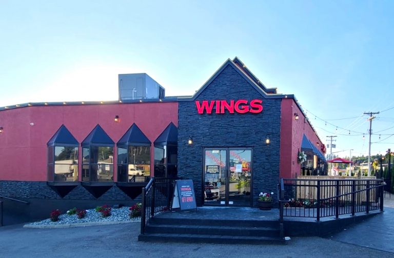 Abbotsford WINGS Restaurants